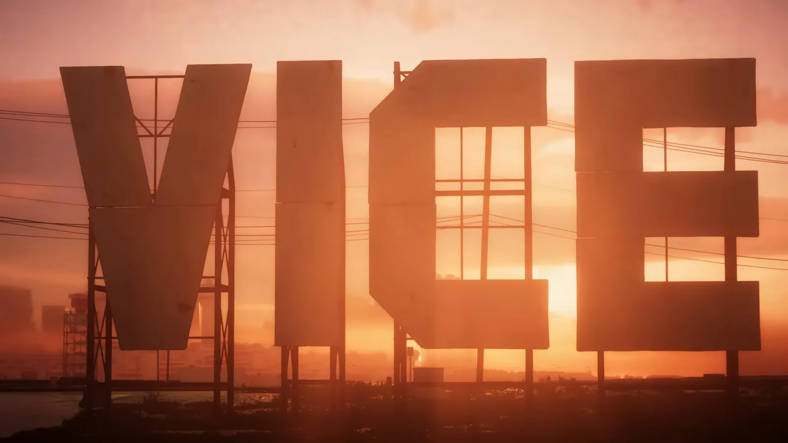 夕陽を背にそびえる巨大な「VICE」の看板（トレーラー1より）